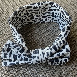Black and white baby headband
